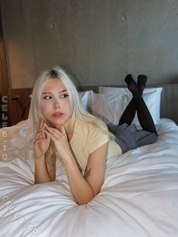 Full leaked Sarahtoninx private photo
