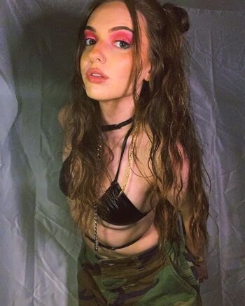 Full leaked Sarahtoosalty private onlyfans photo