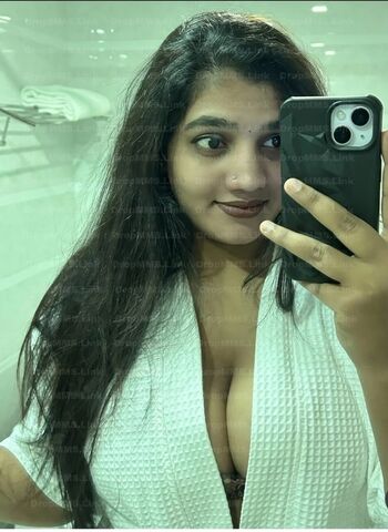 Full leaked Saranya santhosh page private onlyfans photo