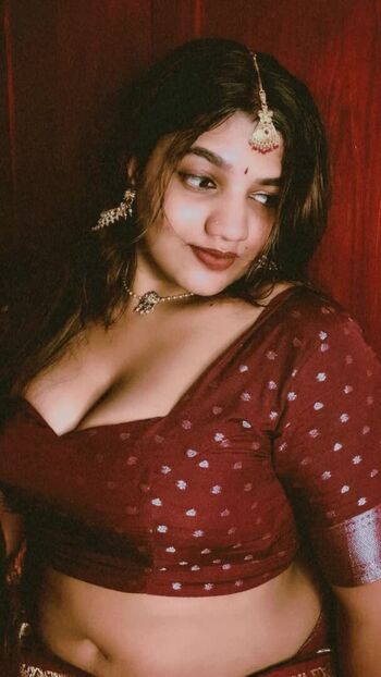 Full leaked Saranya santhosh page private onlyfans photo