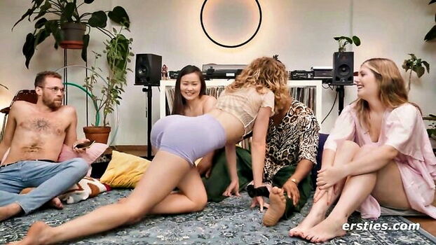 Full leaked Sarathehottie private photo