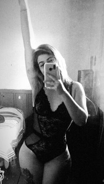 Full leaked Sarayermanoss private onlyfans photo