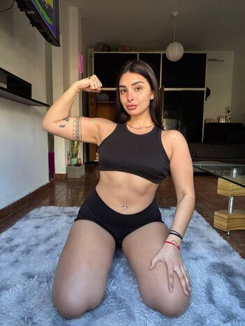 Full leaked Sarayvegas private photo