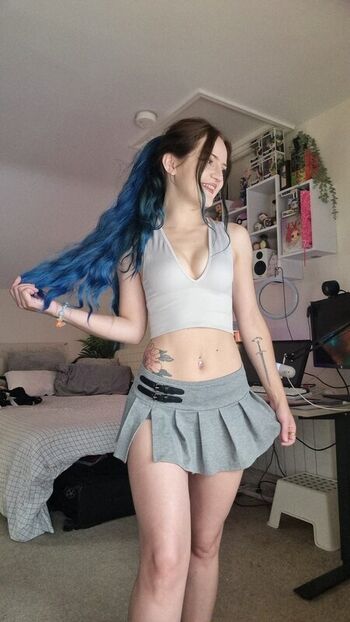 Full leaked Sariaarts private photo