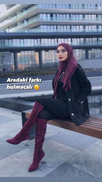 Full leaked Sariikubraa page private photo