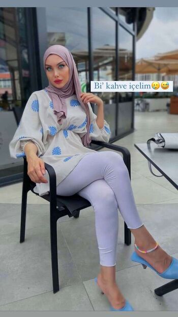 Full leaked Sariikubraa page private photo