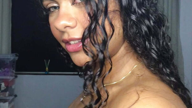 Full leaked Sarmidai private onlyfans photo