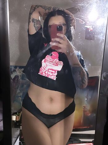 Full leaked Sarynthia private onlyfans photo