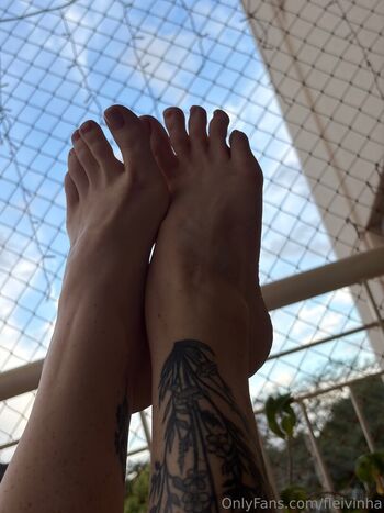 Full leaked Curvymilftwinkletoes/ private photo