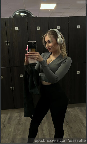 Full leaked Sasette private photo