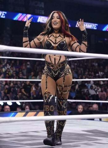 Full leaked Sasha banks private photo