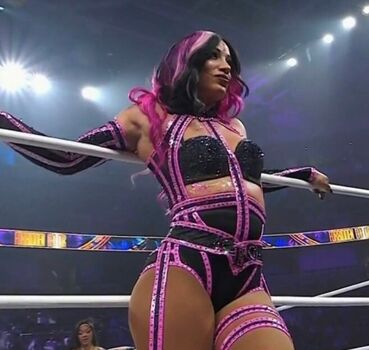 Full leaked Sasha banks page private photo