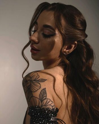 Full leaked Sasha shundel page private photo
