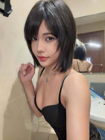 Full leaked Sasipuayyyx private photo