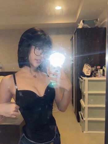 Full leaked Sasipuayyyx private photo
