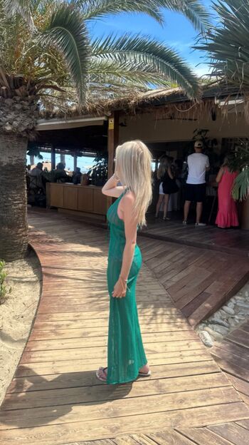 Full leaked Saskia lester private photo