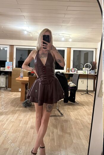 Full leaked Sassy private onlyfans photo