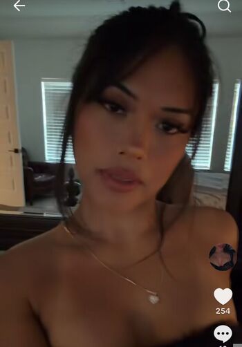 Full leaked Sassygirl private photo