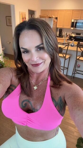 Full leaked Sassylotus private photo