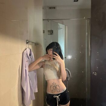 Full leaked Satewie private photo