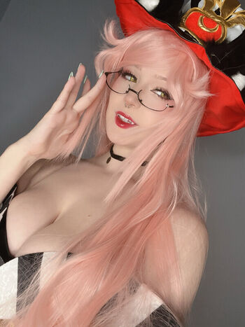 Full leaked Satin stars private photo