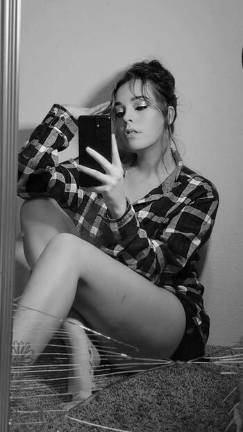 Full leaked Saucequeen private photo