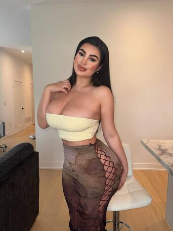 Full leaked Savala tee page private onlyfans photo