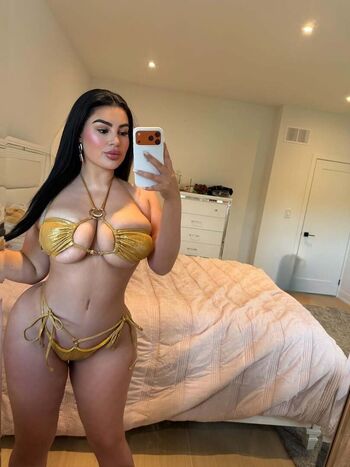 Full leaked Savala tee page private onlyfans photo