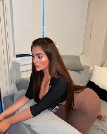 Full leaked Savala tee page private onlyfans photo