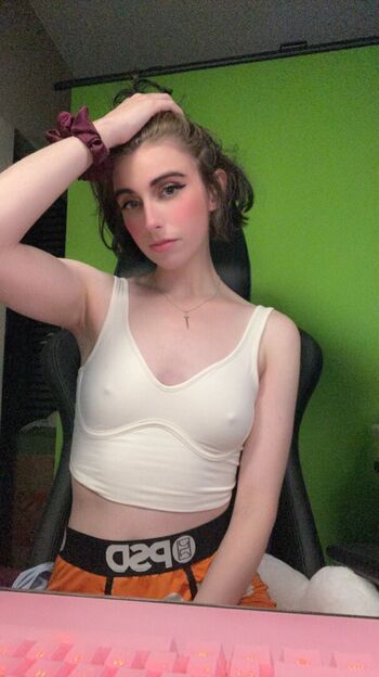 Full leaked Savanaray private photo