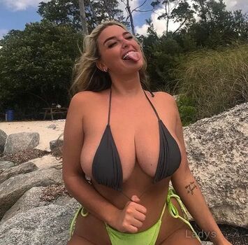 Full leaked Savanna rey private photo