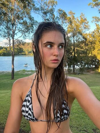 Full leaked Savannah clarke private onlyfans photo