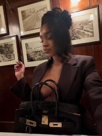 Full leaked Saweetie private onlyfans photo