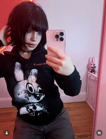 Full leaked Scarletkiri private photo