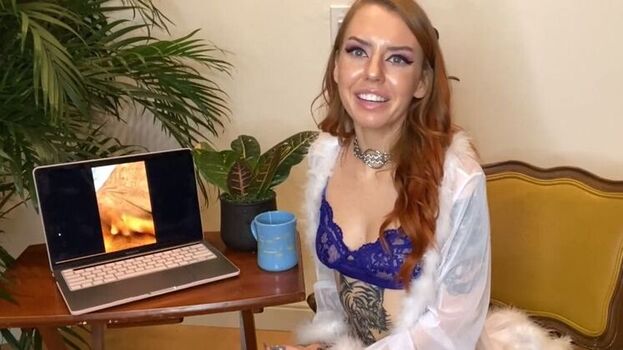 Full leaked Scarlett cummings private photo