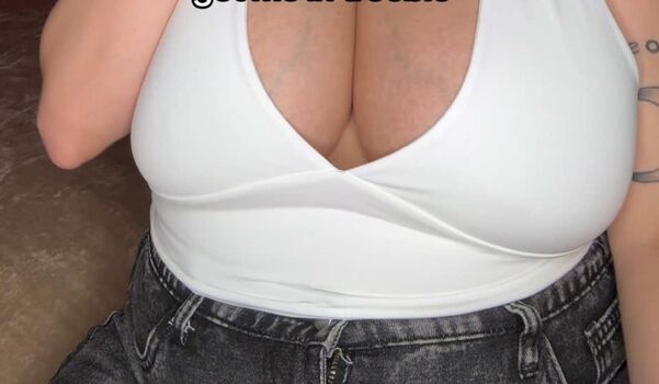 Full leaked Scarlett private onlyfans photo