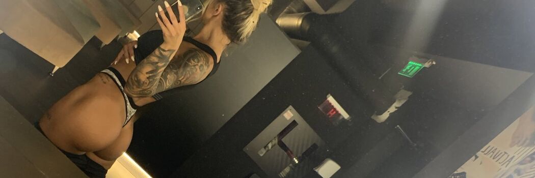 Full leaked Scarletwj private onlyfans photo