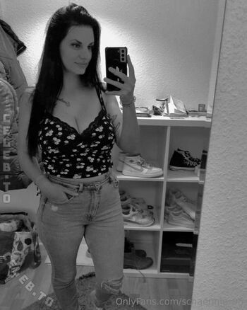 Full leaked Schaennie  page private onlyfans photo