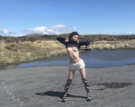 Full leaked Schizobimb page private photo