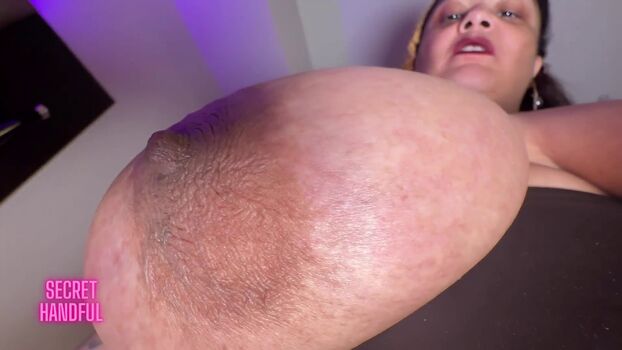 Full leaked Secrethandful private onlyfans photo