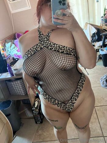 Full leaked Seferoth private onlyfans photo