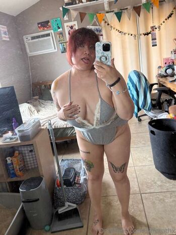 Full leaked Seferoth private onlyfans photo