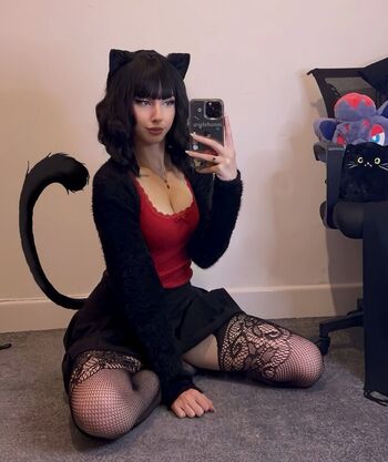 Full leaked Selebunni private photo