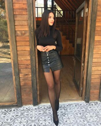 Full leaked Selen yakc private photo