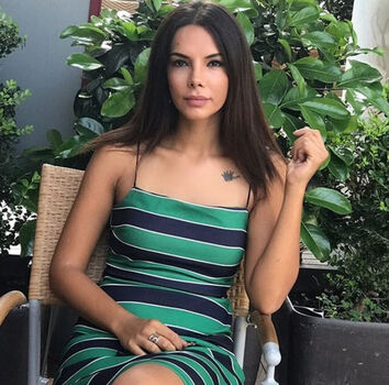 Full leaked Selen yakc private photo