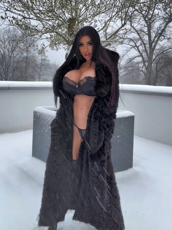 Full leaked Selena black private onlyfans photo