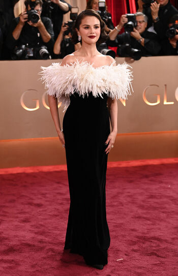 Full leaked Selena gomez  page private onlyfans photo