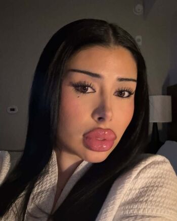 Full leaked Selenaamontoyaa private onlyfans photo