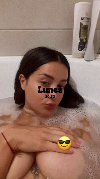 Full leaked Seleneitor private photo