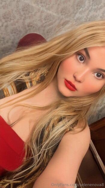 Full leaked Selenenova page private photo